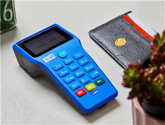 用pos機刷錢手續費給誰？